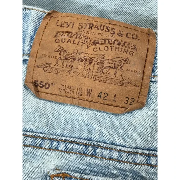 Vintage Levis Orange Tab Jeans Mens 42x32 Light Blue Relaxed Tapered Made In USA - Picture 10 of 12